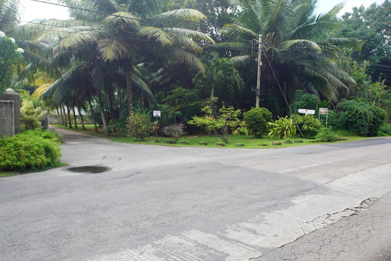 Zeph Self Catering Baie Lazare (Mahe) Exterior foto